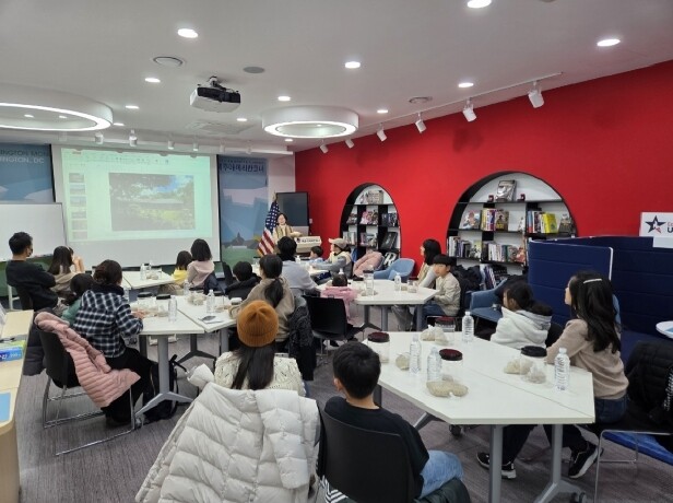 제주 한라도서관에서 