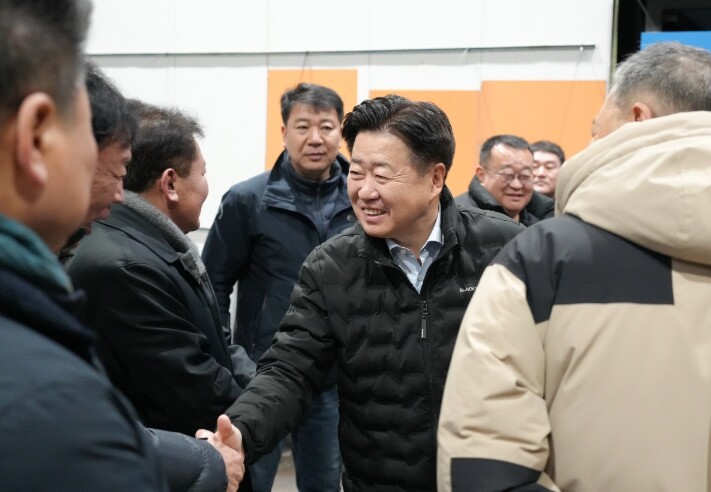 제주도, 설 앞두고 한림수협 위판장서...