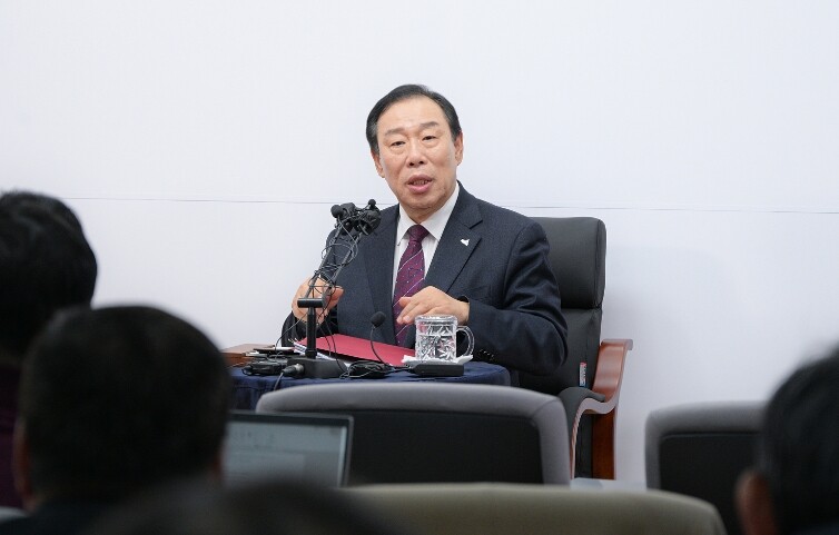 세종시 구조적 문제 해결, 정부와 공...