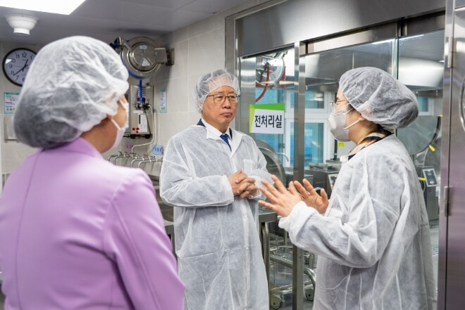 김석준 부산광역시교육감, 새 학기 학...