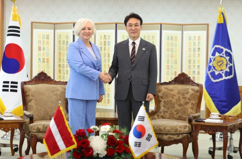 김민석 국무총리, 미에리냐 라트비아 ...