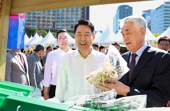 오세훈 시장, 15일 추석맞이 서로장...