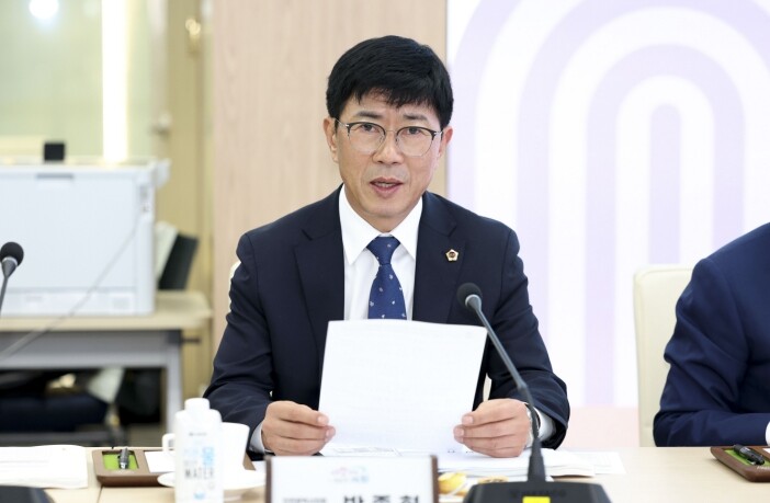 인천시의회 박종혁 의장, 정상적인 군...